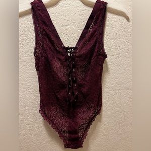 *** PRICE DROPPED $5 *** PreLoved Victoria’s Secrets Bodysuit